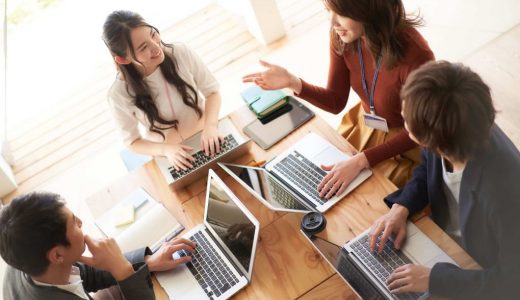 リーダーシップ研修で取り入れたい7つのグループワーク | 研修の目的や必要性についても解説