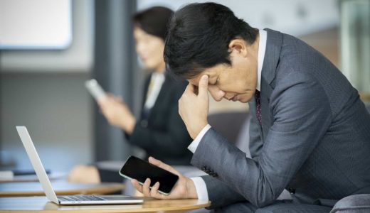 大勢の前のスピーチで緊張しない方法を徹底解説！本番で緊張してしまったときの対処法も紹介